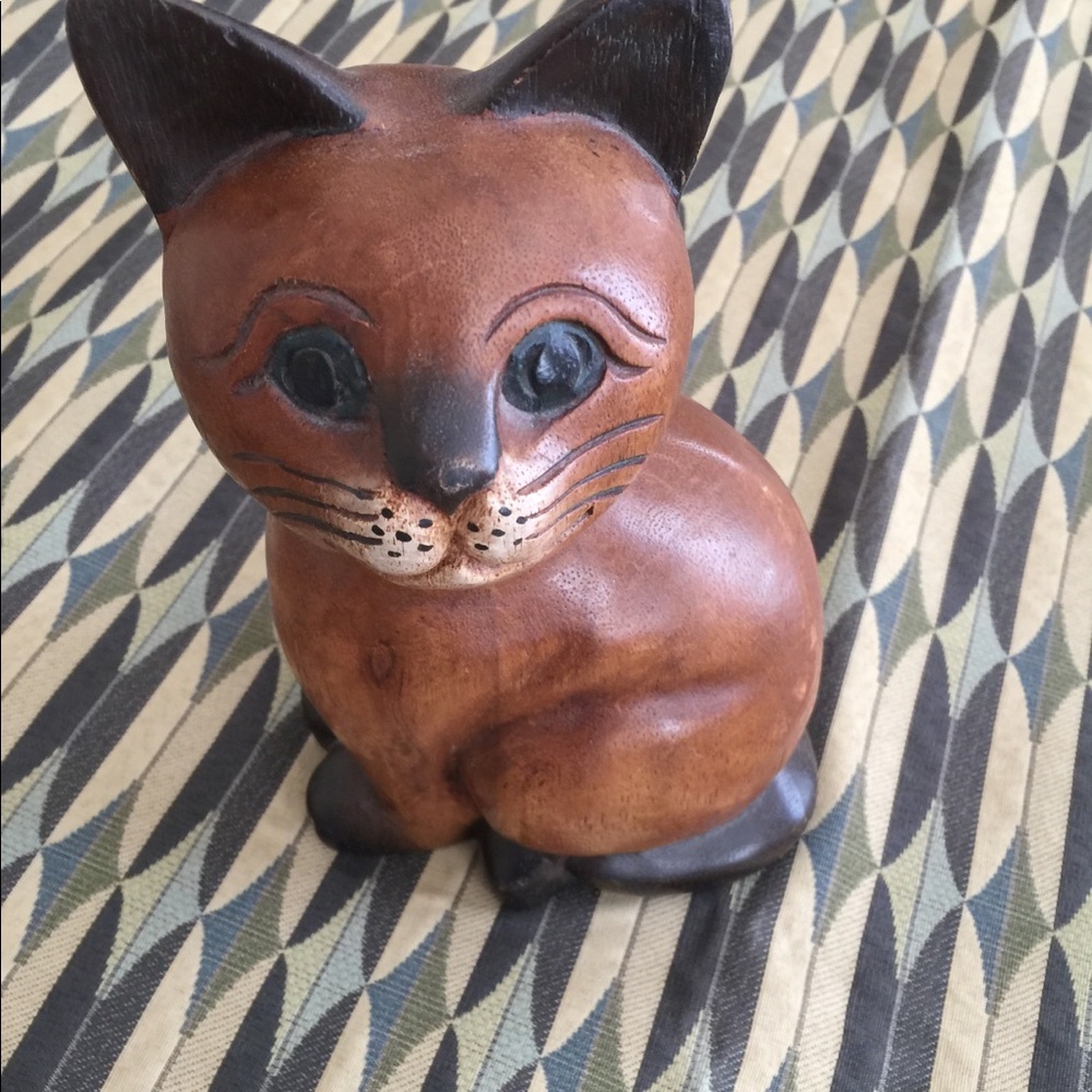 Wooden cat standing